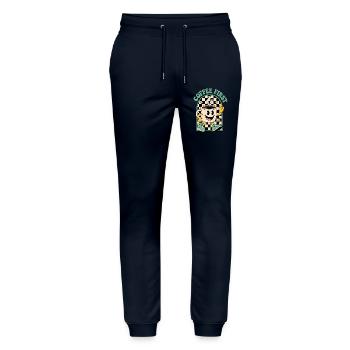 Kaffeetasse im Retrolook – Coffee First - Stanley/Stella Unisex Bio Jogginghose Mover  - Navy - Vorne - Marisol (170cm) & Nik (191cm)