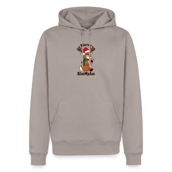 Fröhliche Kissmyass – Weihnachtsrentiere - Männer Premium Bio Hoodie - Taupe - Vorne - Nico (187cm)
