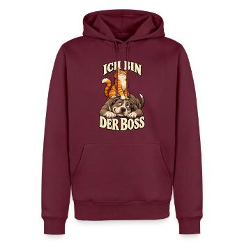 Bosskatze auf Hund – Cartoon Humor - Männer Premium Bio Hoodie - Burgunderrot - Vorne - Nico (187cm)