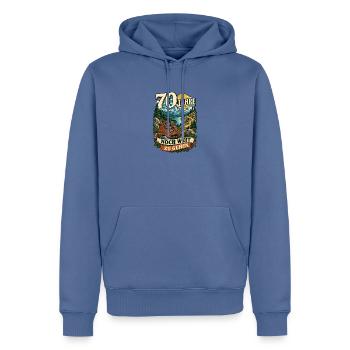 70 Jahre Noch weit zu gehen - Männer Premium Bio Hoodie - Taubenblau - Vorne - Nico (187cm)