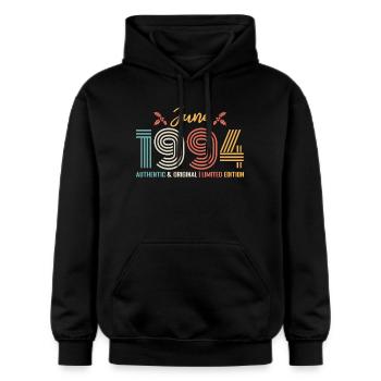 Juni 1994 Geburtstag Juni 1994 Retro Juni - Gildan Unisex Softstyle® Midweight Hoodie - Schwarz - Vorne - Marisol (170cm) & Nik (191cm)