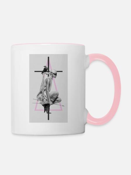 Modecollage mit Rabe und Dreieck - Tasse zweifarbig - Weiß/Pink