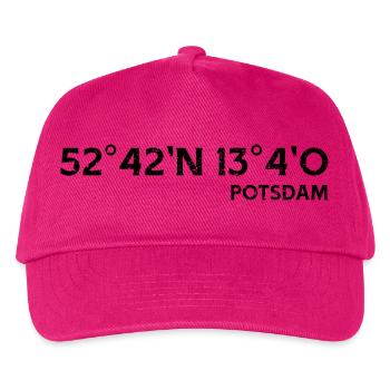 Potsdam Koordinaten Souvenir Geschenk - Kinder Basecap - Fuchsia - Vorne