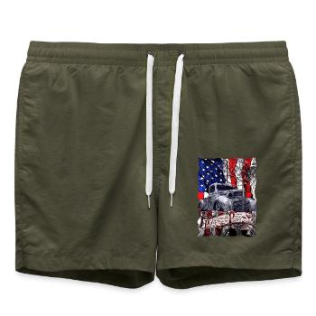 Patriotischer Oldtimer Collage - Badeshorts - Olive - Vorne - AI Model Male 185 light (185cm)