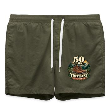 50 Jahre Trittfest Wandern - Badeshorts - Olive - Vorne - AI Model Male 185 light (185cm)