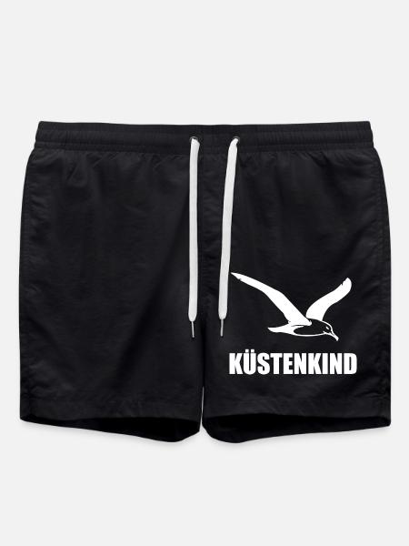 Küstenkind – Zuhause ist, wo das Meer beginnt - Badeshorts - Schwarz