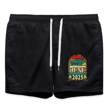 Geburtstagsgeschenk Juni 2025. Juni 2025 Juni 2025 - Badeshorts - Schwarz - Vorne - AI Model Male 185 light (185cm)