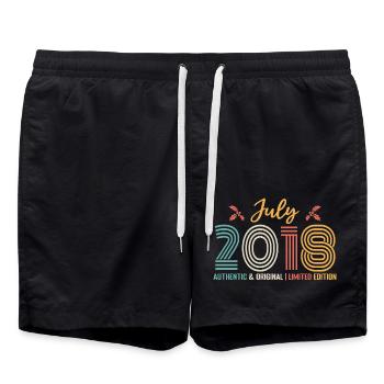 Juli 2018 Geburtstag Juli 2018 Juli - Badeshorts - Schwarz - Vorne - AI Model Male 185 light (185cm)