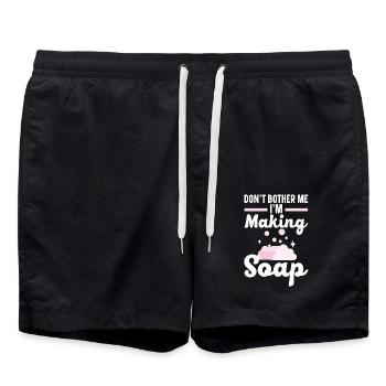 Stört mich nicht, ich mache Seife Seifenherstellun - Badeshorts - Schwarz - Vorne - AI Model Male 185 light (185cm)