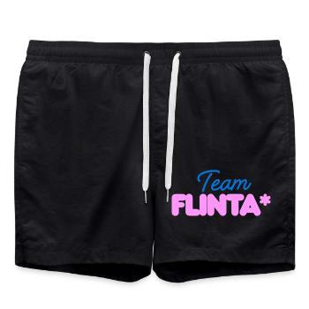 TEAM FLINTA LILA SCHRIFT FEMINISMUS QUEER  - Badeshorts - Schwarz - Vorne - AI Model Male 185 light (185cm)