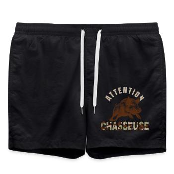 Jagdgeschenk Aufmerksamkeitsjäger - Badeshorts - Schwarz - Vorne - AI Model Male 185 light (185cm)