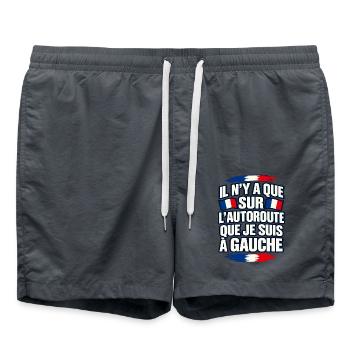 Nur auf der Autobahn bin ich links - Badeshorts - Anthrazit - Vorne - AI Model Male 185 light (185cm)
