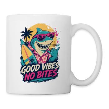 Hai mit Surfbrett – Good Vibes No Bites - Tasse - Weiß - Rechts