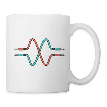 Zwei Klinkenkabel zeichnen eine Stereo-Sinuswelle - Tasse - Weiß - Rechts