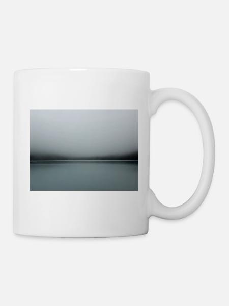 Nebelsee Stille Panorama - Tasse - Weiß