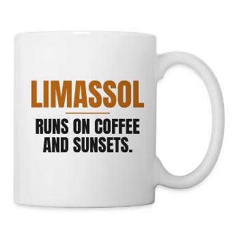 Limassol läuft auf Kaffee und Sonnenuntergängen - Tasse - Weiß - Rechts