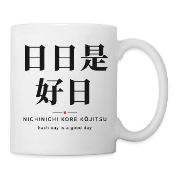 日日是好日 — Jeder Tag ist ein guter Tag | Zen - Tasse - Weiß - Rechts