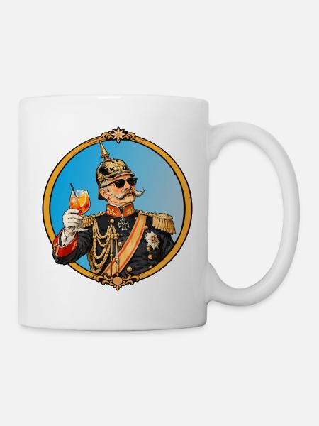 Kaiser Wilhelm mit Sonnenbrille und Cocktail - Tasse - Weiß