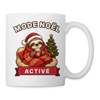Weihnachtsmodus aktiviert – Faultier, der Weihnachten einhüllt - Tasse - Weiß - Rechts