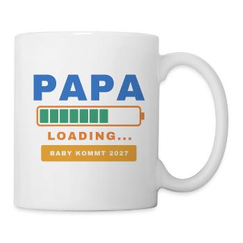 Papa Loading – Baby kommt 2027 - Tasse - Weiß - Rechts