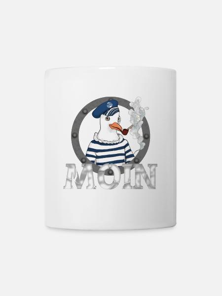 Moin Möwe – Seemann mit Pfeife Nordsee Shirt - Tasse - Weiß