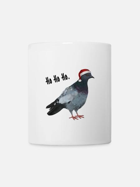Ho Ho Ho - Taube mit Weihnachtsmütze - Tasse - Weiß