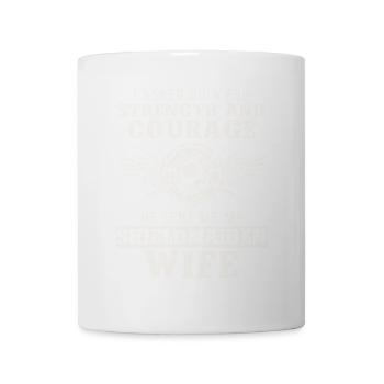Ehefrau Schild Stärke Courage - Tasse - Weiß - Vorne