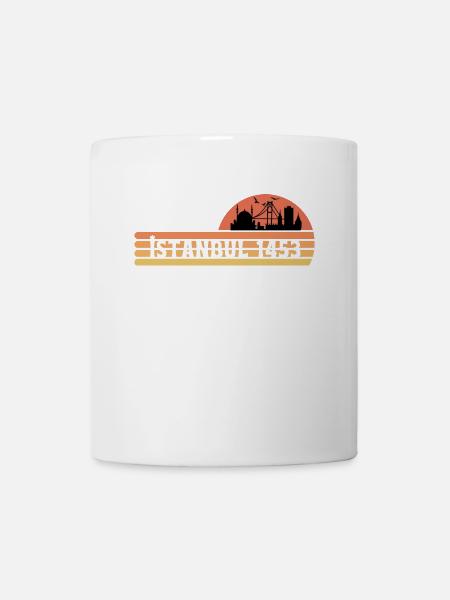 Skyline of Istanbul in a retro design - Mug - white