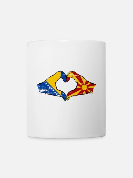 Bosnien Makedonien Flagge Hände Herzform used - Tasse - Weiß