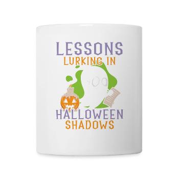 Lektionen, die in Halloween-Schatten lauern Hallow - Tasse - Weiß - Vorne