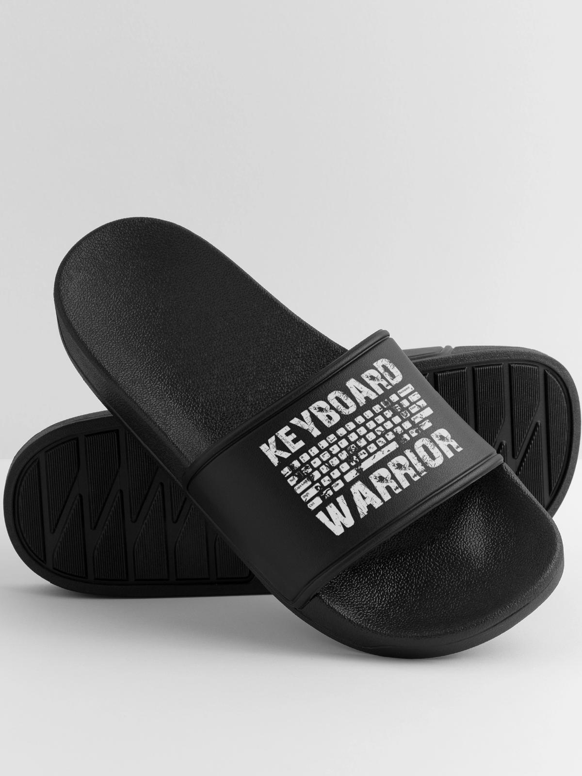 Keyboard Warrior - Männer Badelatschen - Schwarz - Vorne