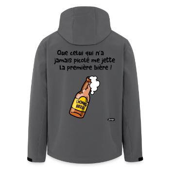 Erstes Bier - Recycelte Männer Softshell-Jacke von Stanley/Stella - Anthrazit - Hinten - AI Model Male 185 light (185cm)