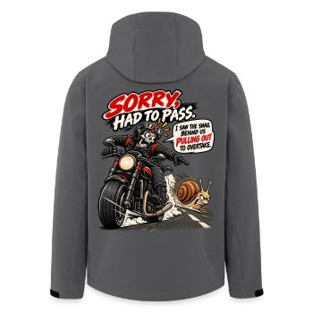 Überhole, eine Schnecke überholt mich. Biker-Humor - Recycelte Männer Softshell-Jacke von Stanley/Stella - Anthrazit - Hinten - AI Model Male 185 light (185cm)