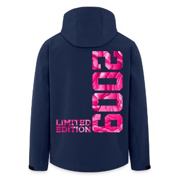 17. GEBURTSTAG PINK LIMITED EDITION 2009 - Recycelte Männer Softshell-Jacke von Stanley/Stella - Navy - Hinten - AI Model Male 185 light (185cm)