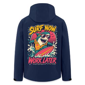 Surfender Hai – Surf Now Work Later - Recycelte Männer Softshell-Jacke von Stanley/Stella - Navy - Hinten - AI Model Male 185 light (185cm)