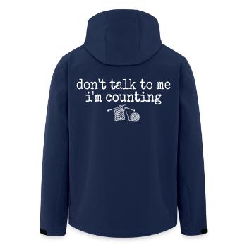 Komisch, ich zähle Stickspitzen - Recycelte Männer Softshell-Jacke von Stanley/Stella - Navy - Hinten - AI Model Male 185 light (185cm)