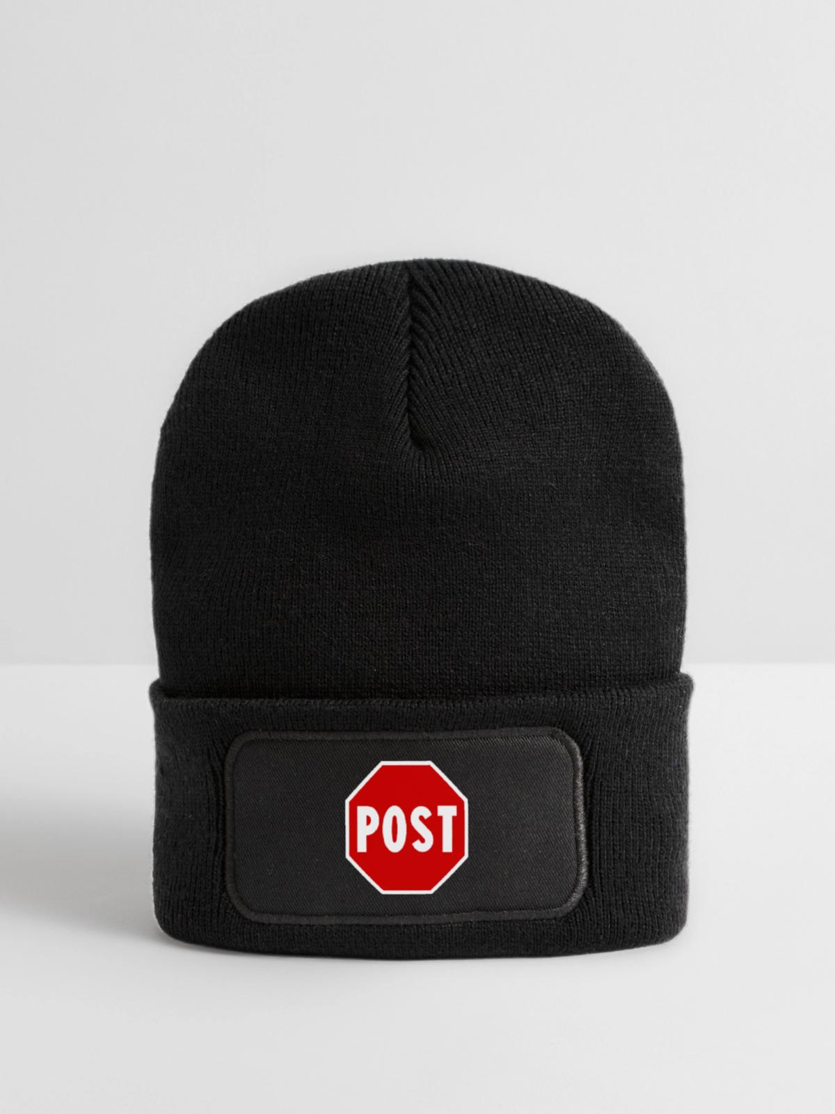 Post Road Sign - Recycelte Patch Beanie - Schwarz - Vorne