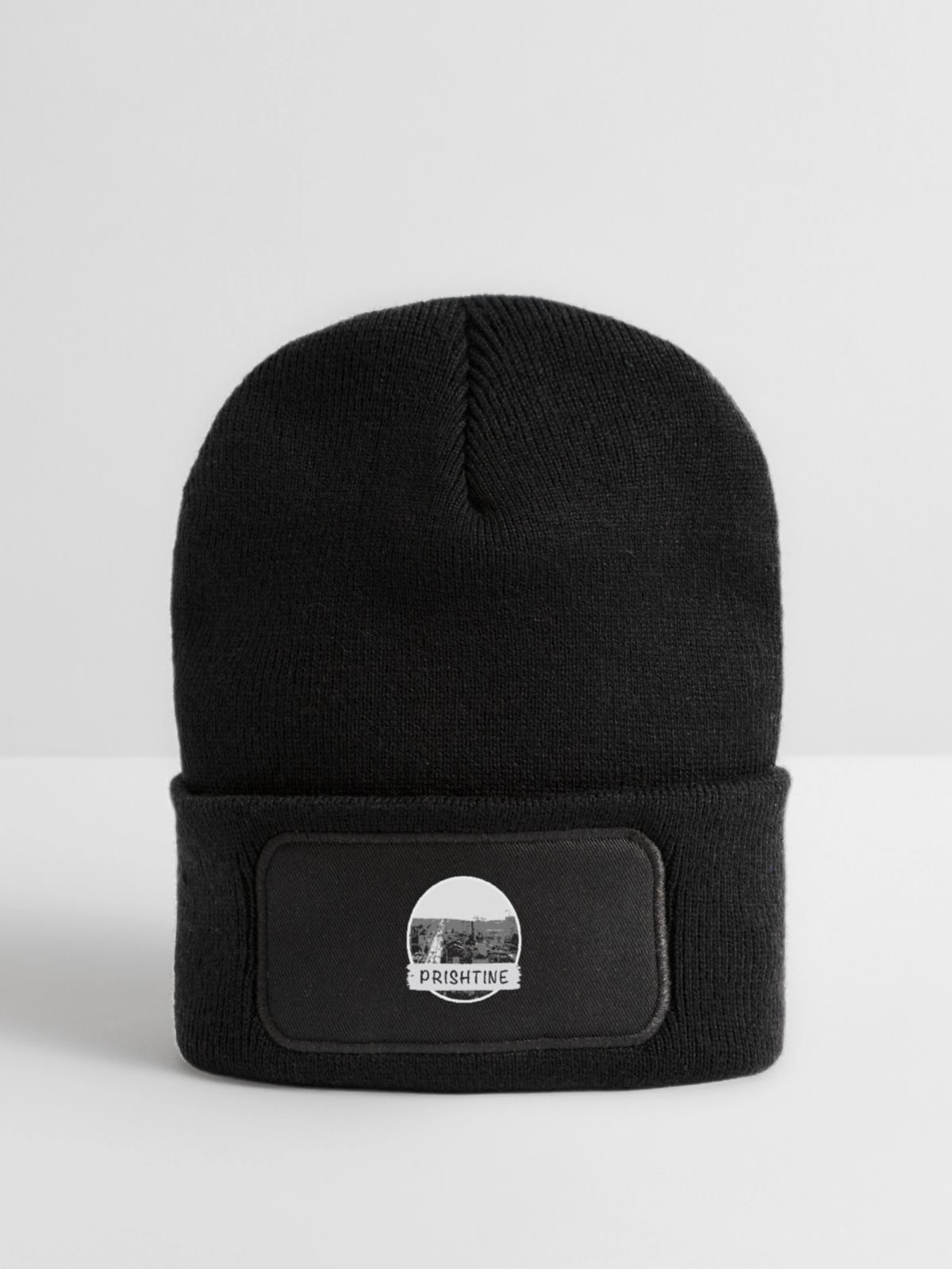 Pristina City - Recycelte Patch Beanie - Schwarz - Vorne