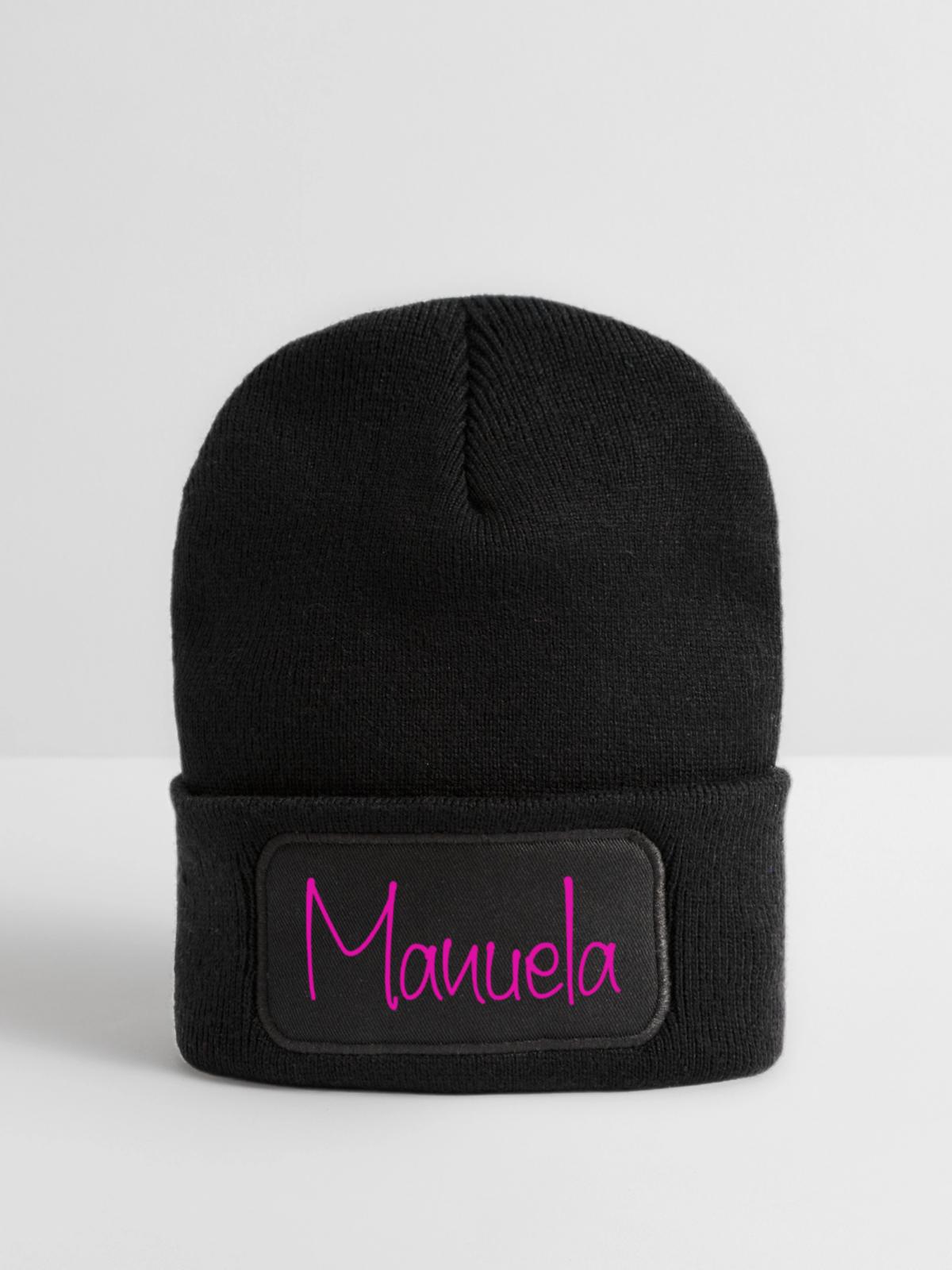 Manuela Handschrift Neon Pink - Recycelte Patch Beanie - Schwarz - Vorne