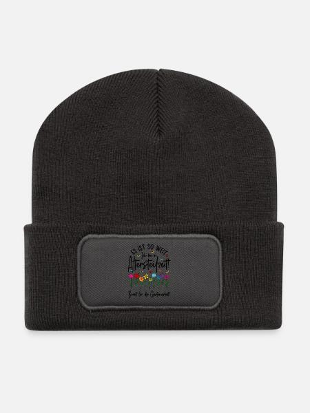 Altersteilzeit - Bereit für die Gartenarbeit - Recycelte Patch Beanie - Dunkelgrau