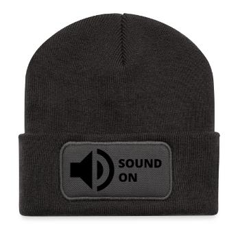 Ton am Lautsprecher - Recycelte Patch Beanie - Dunkelgrau - Vorne