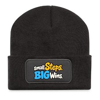 Small Steps Big Wins – Positives Motivationsdesign - Recycelte Patch Beanie - Dunkelgrau - Vorne