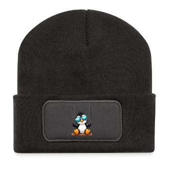 Süßer Pinguin mit Sonnenbrille auf Schaukel - Recycelte Patch Beanie - Dunkelgrau - Vorne