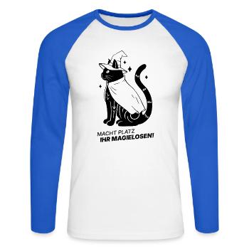 Macht Platz ihr Magielosen! – Schwarze Katze Hexe - Unisex Baseballshirt langarm - Weiß/Royalblau - Vorne - Nik (191cm)