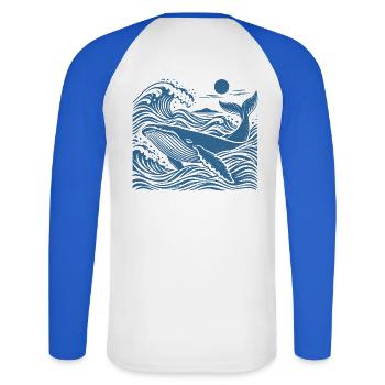 Welle und Wal: Blaue Welle - Unisex Baseballshirt langarm - Weiß/Royalblau - Hinten - Nik (191cm)