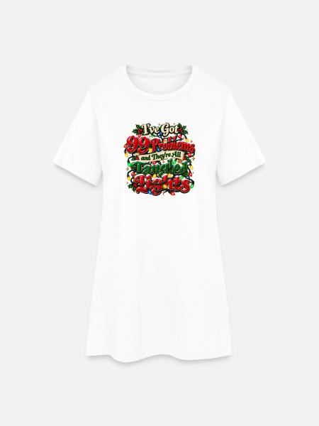 Wortspiel mit verfilzten Weihnachtslichtern - Frauen T-Shirt-Kleid - Weiß