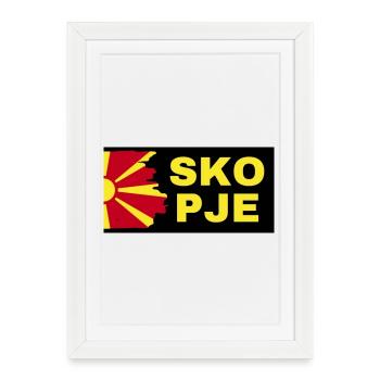 La ville de Skopje avec le drapeau de la Macédoine du Nord - Affiche encadrée (27 × 37 cm) - blanc - Devant