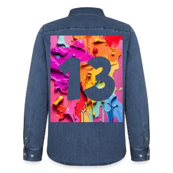 NON. 13 NUMÉRO 13 COLORÉ 13E ANNIVERSAIRE - Chemise en denim homme bio Stanley/Stella - bleu moyen délavé  - Dos - AI Model Male 185 light (185cm)