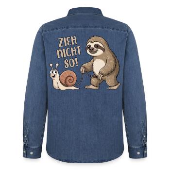 Zieh nicht so - Schnecke und Faultier - Männer Jeanshemd Organic von Stanley/Stella - verwaschenes Mittelblau  - Hinten - AI Model Male 185 light (185cm)