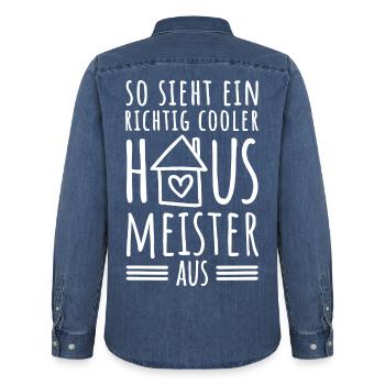 So sieht ein richtig cooler Hausmeister aus - Männer Jeanshemd Organic von Stanley/Stella - verwaschenes Mittelblau  - Hinten - AI Model Male 185 light (185cm)